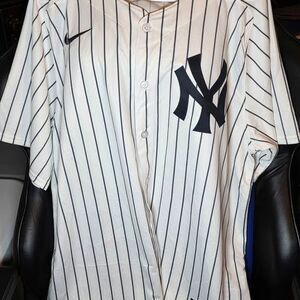 New York Yankees Mens XL Team Baseball Jersey